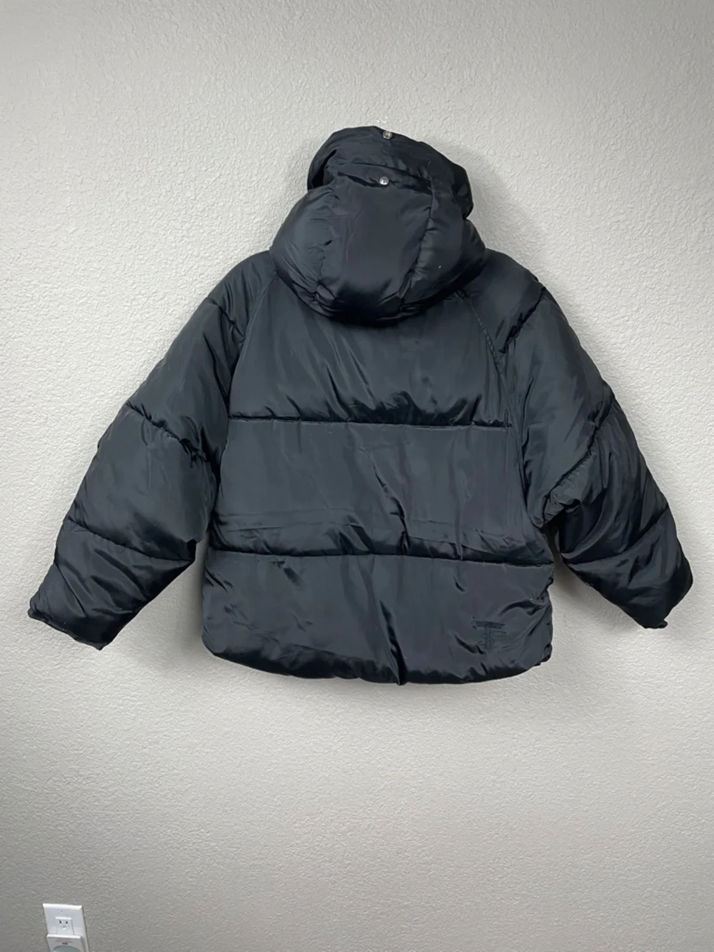 NWT TOAST Society Pluto Puffer Jacket Black with Hood Sz M
